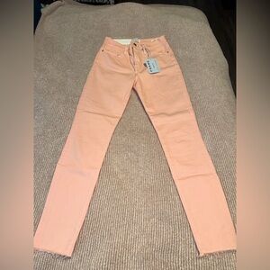 Frame Le High Skinny Jeans